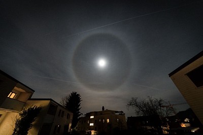 Ring around moon