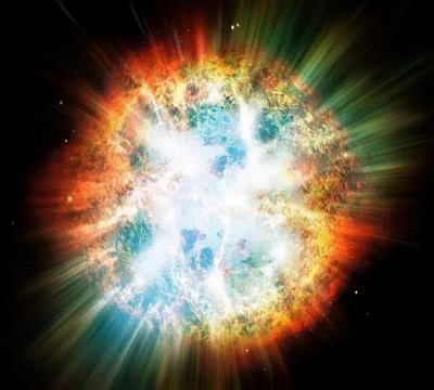 Supernova explodes